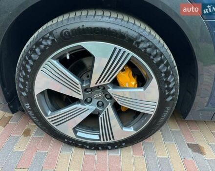 Синій Ауді E-Tron, об'ємом двигуна 0 л та пробігом 47 тис. км за 36500 $, фото 13 на Automoto.ua