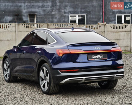 Синий Ауди E-Tron, объемом двигателя 0 л и пробегом 95 тыс. км за 34999 $, фото 4 на Automoto.ua