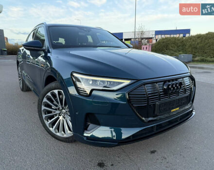 Синій Ауді E-Tron, об'ємом двигуна 0 л та пробігом 170 тис. км за 26499 $, фото 2 на Automoto.ua