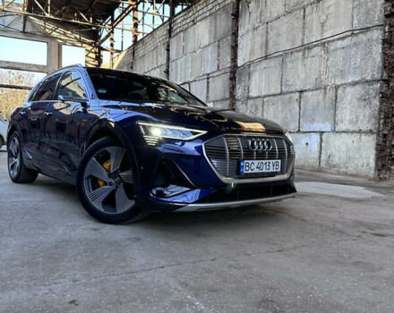 Синій Ауді E-Tron, об'ємом двигуна 0 л та пробігом 68 тис. км за 35500 $, фото 1 на Automoto.ua