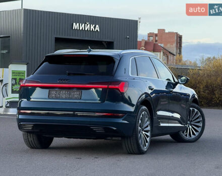 Синій Ауді E-Tron, об'ємом двигуна 0 л та пробігом 170 тис. км за 26499 $, фото 31 на Automoto.ua
