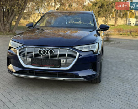 Синий Ауди E-Tron, объемом двигателя 0 л и пробегом 71 тыс. км за 28300 $, фото 63 на Automoto.ua