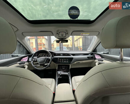 Синий Ауди E-Tron, объемом двигателя 0 л и пробегом 70 тыс. км за 34700 $, фото 26 на Automoto.ua