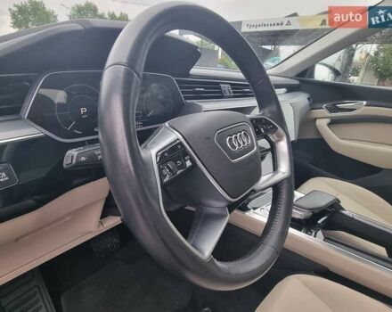 Синий Ауди E-Tron, объемом двигателя 0 л и пробегом 102 тыс. км за 29850 $, фото 14 на Automoto.ua