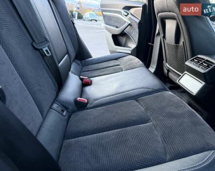 Синій Ауді E-Tron, об'ємом двигуна 0 л та пробігом 170 тис. км за 26499 $, фото 60 на Automoto.ua