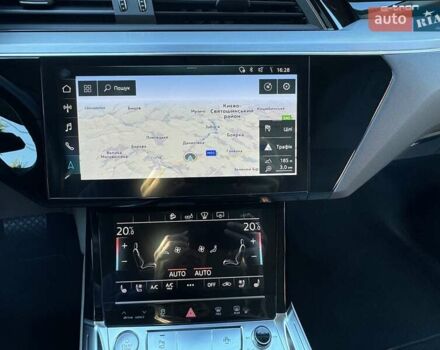 Синій Ауді E-Tron, об'ємом двигуна 0 л та пробігом 47 тис. км за 36500 $, фото 47 на Automoto.ua