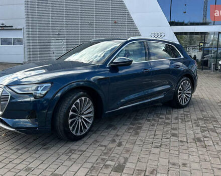 Ауді E-Tron 2020 у Володимир-Волинський на Automoto.ua Синій Ауді E-Tron, об'ємом двигуна 0 л та пробігом 220 тис. км за 25000 $, фото 13 на Automoto.ua