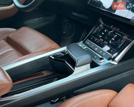 Синий Ауди E-Tron, объемом двигателя 0 л и пробегом 94 тыс. км за 35790 $, фото 47 на Automoto.ua