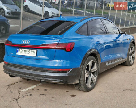 Синий Ауди E-Tron, объемом двигателя 0 л и пробегом 5 тыс. км за 58900 $, фото 2 на Automoto.ua
