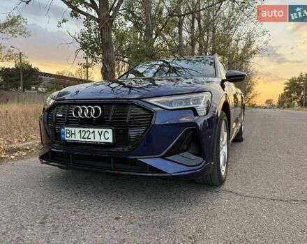 Синій Ауді E-Tron, об'ємом двигуна 0 л та пробігом 53 тис. км за 33700 $, фото 17 на Automoto.ua