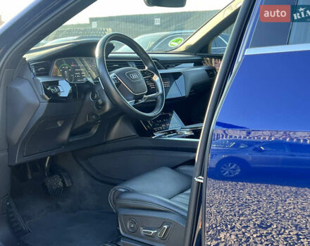 Синий Ауди E-Tron, объемом двигателя 0 л и пробегом 40 тыс. км за 36514 $, фото 30 на Automoto.ua