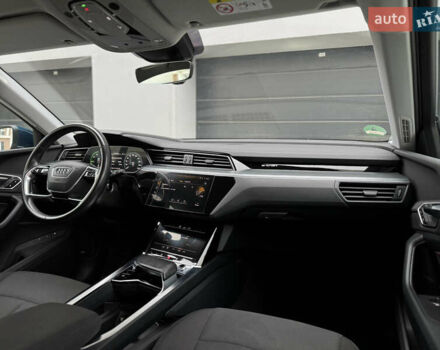 Синій Ауді E-Tron, об'ємом двигуна 0 л та пробігом 140 тис. км за 20900 $, фото 29 на Automoto.ua