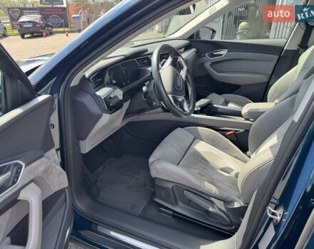 Синій Ауді E-Tron, об'ємом двигуна 0 л та пробігом 78 тис. км за 36700 $, фото 10 на Automoto.ua