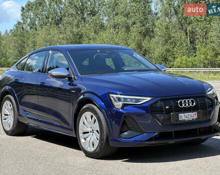 Синий Ауди E-Tron, объемом двигателя 0 л и пробегом 58 тыс. км за 43999 $, фото 12 на Automoto.ua