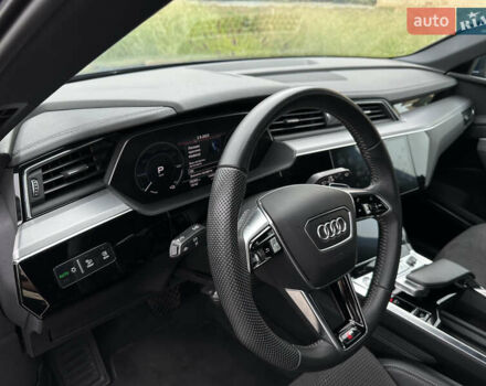 Синий Ауди E-Tron, объемом двигателя 0 л и пробегом 85 тыс. км за 38999 $, фото 4 на Automoto.ua