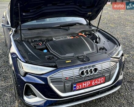 Синий Ауди E-Tron, объемом двигателя 0 л и пробегом 44 тыс. км за 46600 $, фото 22 на Automoto.ua