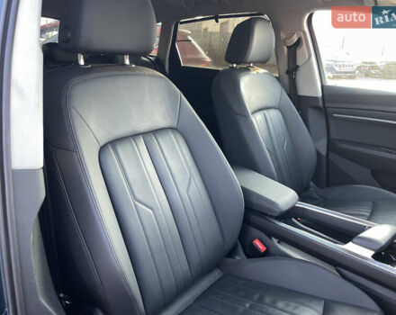 Синий Ауди E-Tron, объемом двигателя 0 л и пробегом 59 тыс. км за 34500 $, фото 59 на Automoto.ua