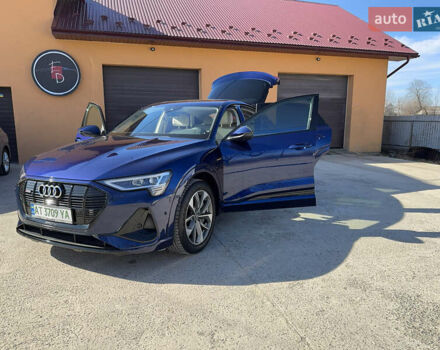 Синий Ауди E-Tron, объемом двигателя 0 л и пробегом 46 тыс. км за 35900 $, фото 5 на Automoto.ua