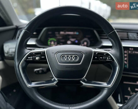 Синій Ауді E-Tron, об'ємом двигуна 0 л та пробігом 75 тис. км за 35900 $, фото 57 на Automoto.ua