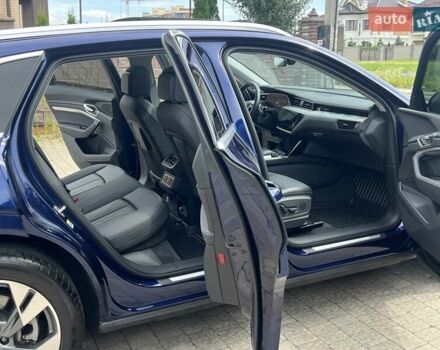 Синій Ауді E-Tron, об'ємом двигуна 0 л та пробігом 46 тис. км за 29900 $, фото 39 на Automoto.ua