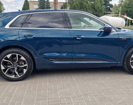 Синий Ауди E-Tron, объемом двигателя 0 л и пробегом 39 тыс. км за 36500 $, фото 18 на Automoto.ua