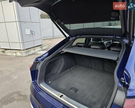 Синий Ауди E-Tron, объемом двигателя 0 л и пробегом 49 тыс. км за 39900 $, фото 10 на Automoto.ua