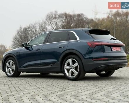 Синий Ауди E-Tron, объемом двигателя 0 л и пробегом 69 тыс. км за 32700 $, фото 6 на Automoto.ua