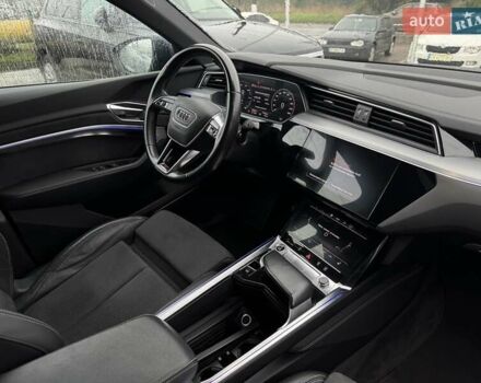 Синій Ауді E-Tron, об'ємом двигуна 0 л та пробігом 136 тис. км за 33900 $, фото 21 на Automoto.ua