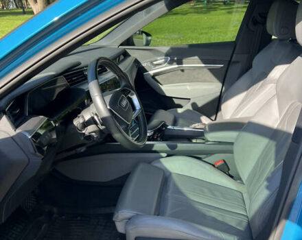 Синій Ауді E-Tron, об'ємом двигуна 0 л та пробігом 55 тис. км за 54000 $, фото 13 на Automoto.ua