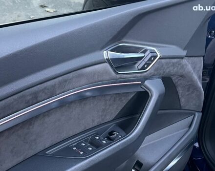 Синий Ауди E-Tron, объемом двигателя 0 л и пробегом 69 тыс. км за 35990 $, фото 30 на Automoto.ua