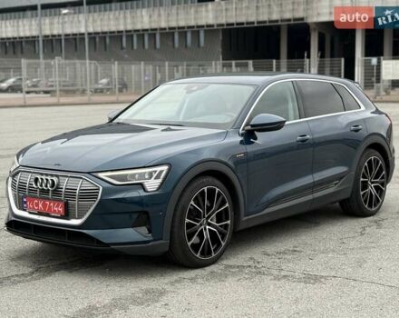 Синий Ауди E-Tron, объемом двигателя 0 л и пробегом 69 тыс. км за 33300 $, фото 5 на Automoto.ua