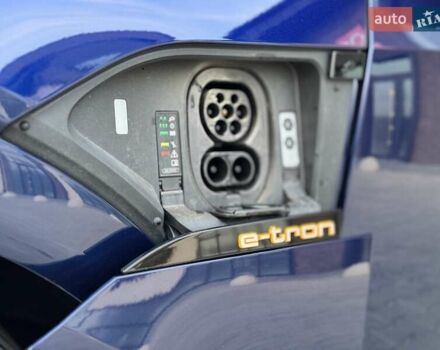 Синий Ауди E-Tron, объемом двигателя 0 л и пробегом 52 тыс. км за 37500 $, фото 109 на Automoto.ua