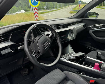 Синій Ауді E-Tron, об'ємом двигуна 0 л та пробігом 60 тис. км за 42500 $, фото 7 на Automoto.ua