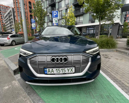 Синій Ауді E-Tron, об'ємом двигуна 0 л та пробігом 50 тис. км за 36500 $, фото 1 на Automoto.ua