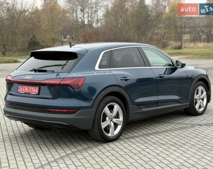 Синий Ауди E-Tron, объемом двигателя 0 л и пробегом 69 тыс. км за 32700 $, фото 11 на Automoto.ua