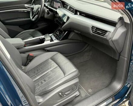 Синий Ауди E-Tron, объемом двигателя 0 л и пробегом 69 тыс. км за 32700 $, фото 31 на Automoto.ua