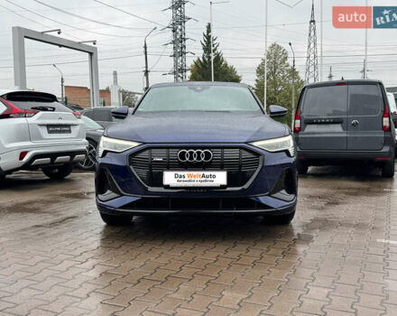 Синій Ауді E-Tron, об'ємом двигуна 0 л та пробігом 136 тис. км за 33900 $, фото 1 на Automoto.ua