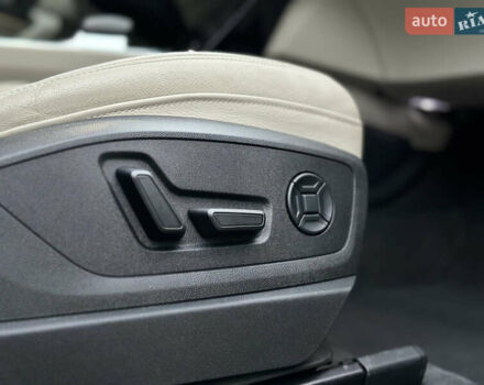 Синій Ауді E-Tron, об'ємом двигуна 0 л та пробігом 75 тис. км за 35900 $, фото 54 на Automoto.ua