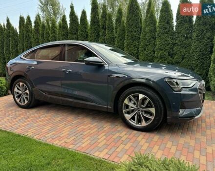 Синій Ауді E-Tron, об'ємом двигуна 0 л та пробігом 32 тис. км за 37999 $, фото 8 на Automoto.ua