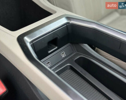 Синій Ауді E-Tron, об'ємом двигуна 0 л та пробігом 75 тис. км за 35900 $, фото 53 на Automoto.ua