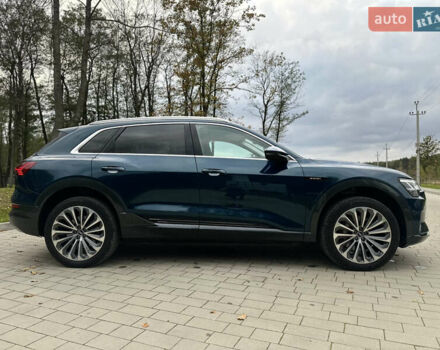 Синій Ауді E-Tron, об'ємом двигуна 0 л та пробігом 75 тис. км за 35900 $, фото 8 на Automoto.ua