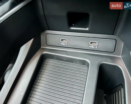 Синий Ауди E-Tron, объемом двигателя 0 л и пробегом 94 тыс. км за 34900 $, фото 28 на Automoto.ua