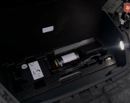 Синій Ауді E-Tron, об'ємом двигуна 0 л та пробігом 75 тис. км за 35900 $, фото 92 на Automoto.ua