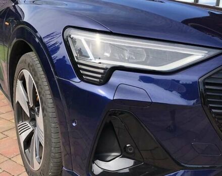Синий Ауди E-Tron, объемом двигателя 0 л и пробегом 59 тыс. км за 45800 $, фото 28 на Automoto.ua
