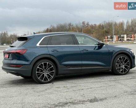 Синий Ауди E-Tron, объемом двигателя 0 л и пробегом 69 тыс. км за 33300 $, фото 10 на Automoto.ua