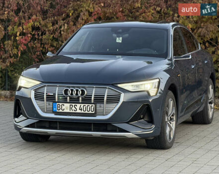 Ауді E-Tron 2021 у Львові на Automoto.ua Синій Ауді E-Tron, об'ємом двигуна 0 л та пробігом 98 тис. км за 31700 $, фото 12 на Automoto.ua
