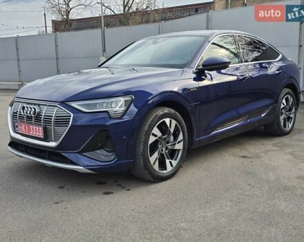 Синий Ауди E-Tron, объемом двигателя 0 л и пробегом 49 тыс. км за 39900 $, фото 8 на Automoto.ua