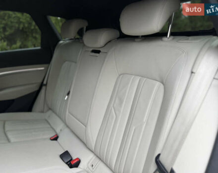 Синій Ауді E-Tron, об'ємом двигуна 0 л та пробігом 140 тис. км за 31000 $, фото 28 на Automoto.ua