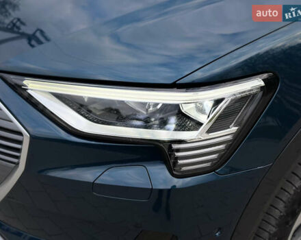 Синій Ауді E-Tron, об'ємом двигуна 0 л та пробігом 75 тис. км за 35900 $, фото 101 на Automoto.ua