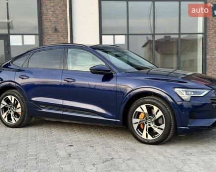 Синій Ауді E-Tron, об'ємом двигуна 0 л та пробігом 44 тис. км за 38121 $, фото 31 на Automoto.ua
